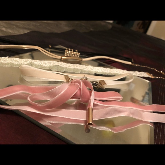 BUNDLE 5 Chokers - Picture 2 of 4